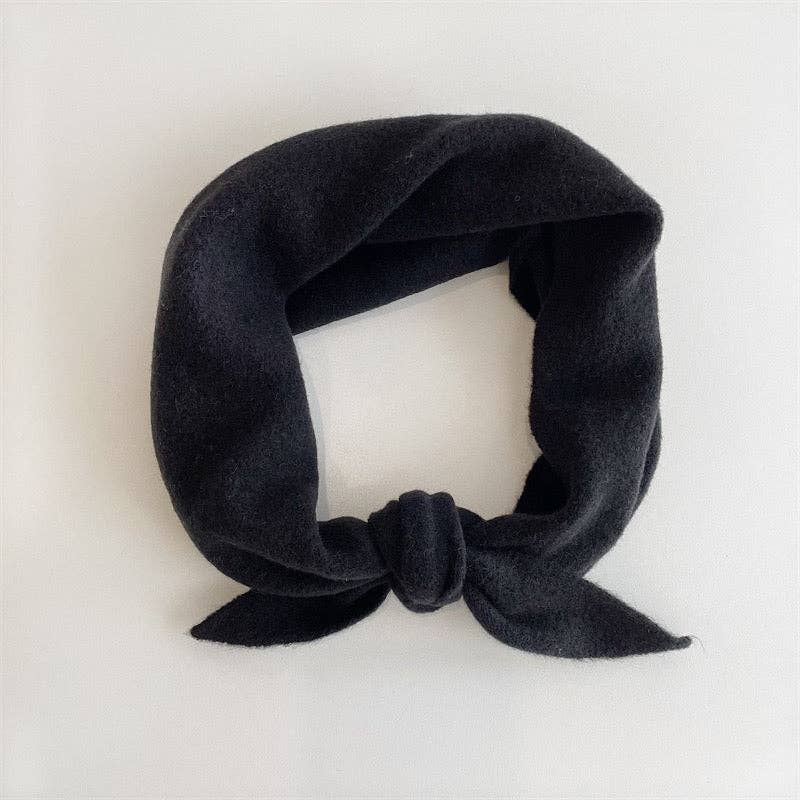 Fuzzy Wool Cravat - Black