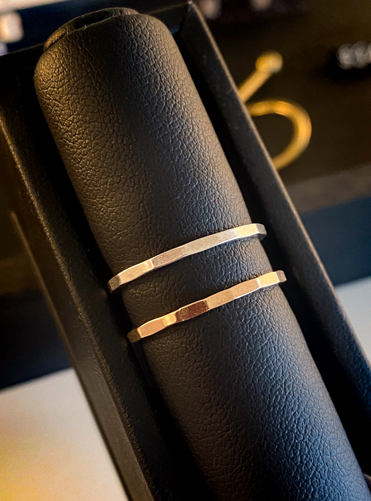 Linear Stacking Ring