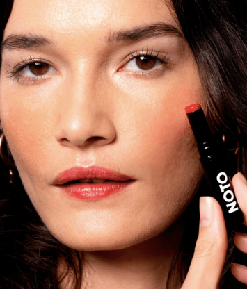 OSCILLATE - MULTI-BENE STICK - LIPS + CHEEKS