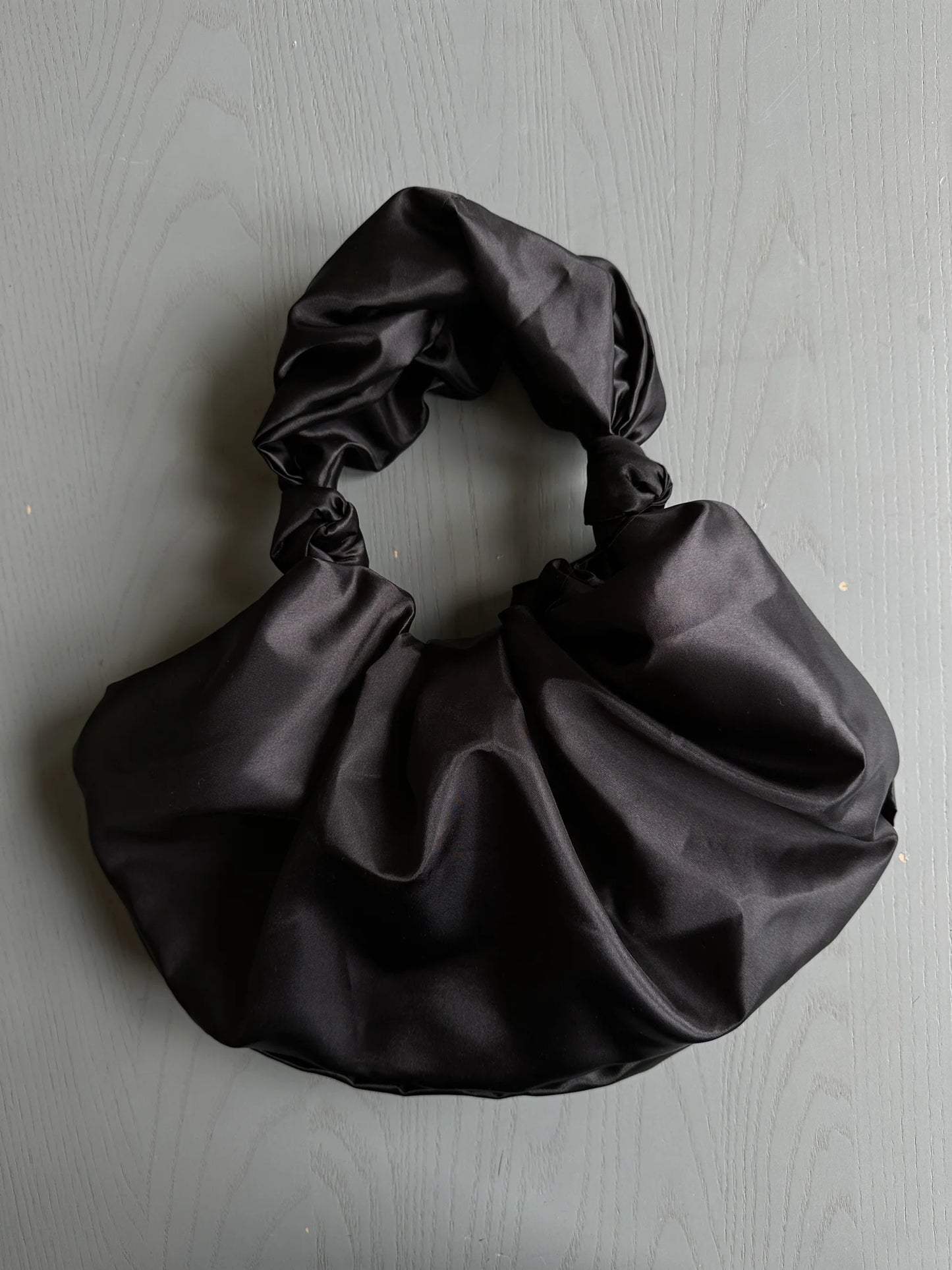 Knot Croissant Bag