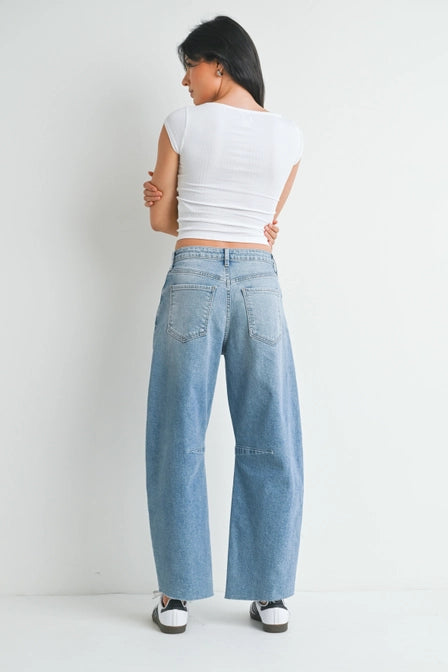 Seamed Barrel Jeans Raw Hem Light Wash